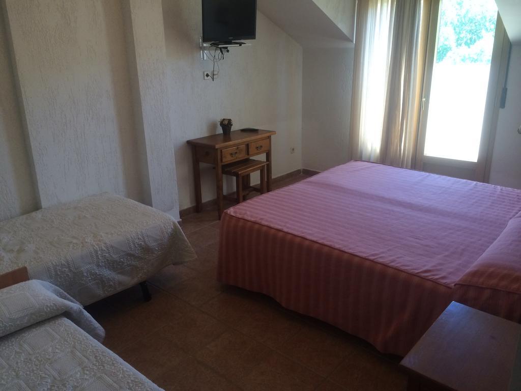 Hotel La Mesta Prádena Pokoj fotografie